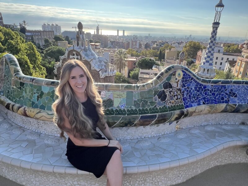 Barcelona: Gaudí, Cava, & Long Siestas