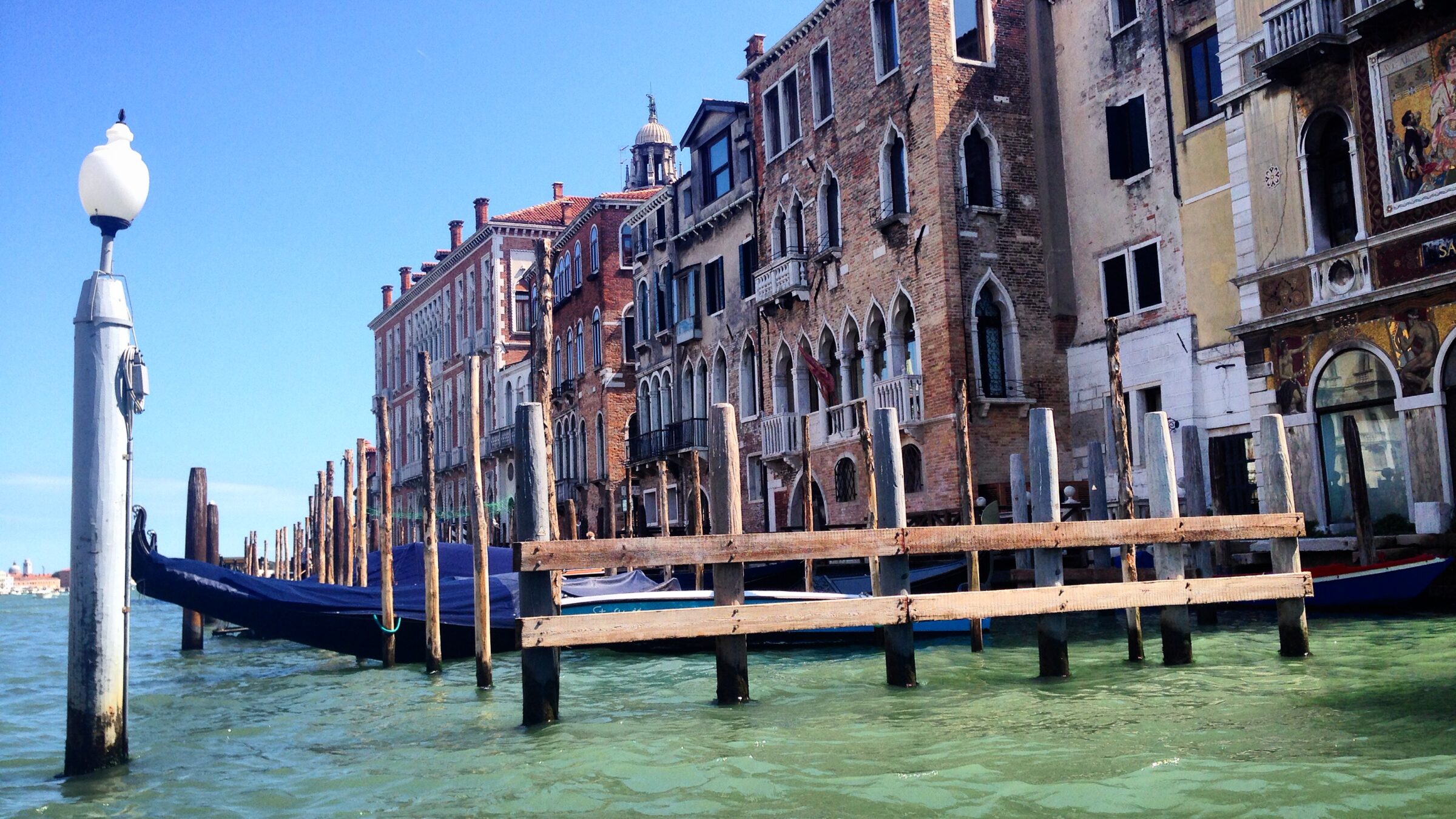 Venice: Canals, Cichetti, and Gondola Rides